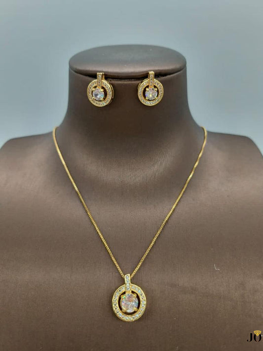 Female Chain And Pendant